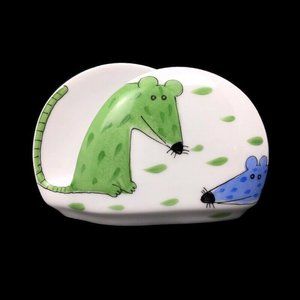 Helina Tilk Cat Mouse Napkin Holder Hand Painted 2.75in tall Spotted Cat Rats
